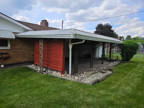 422 Geron Dr, Springfield, OH 45505 photo 6
