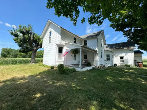 9580 Dozer Rd SW, Stoutsville, OH 43154