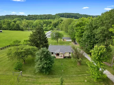 12071 Flint Ridge Rd, Heath, OH 43056