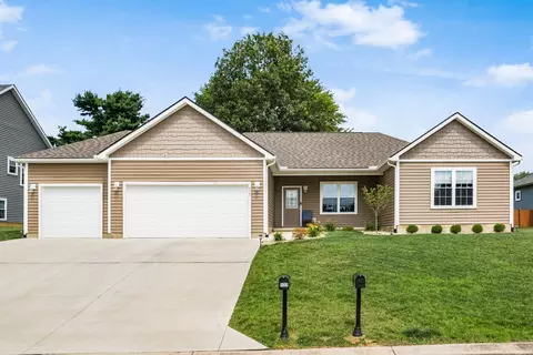177 Craig Dr, Thornville, OH 43076