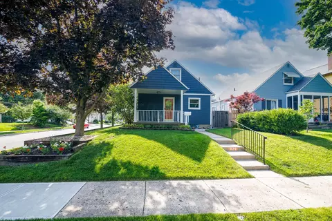 879 Oxley Rd, Columbus, OH 43212