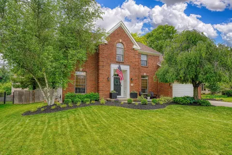 201 Farm Creek Dr, Columbus, OH 43230