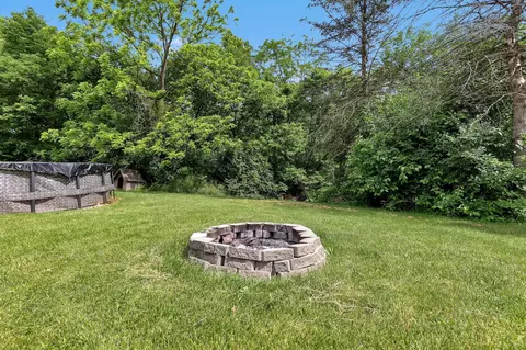 Exterior - 11601 Burro Ln, Orient, OH 43146 photo 5 of 7