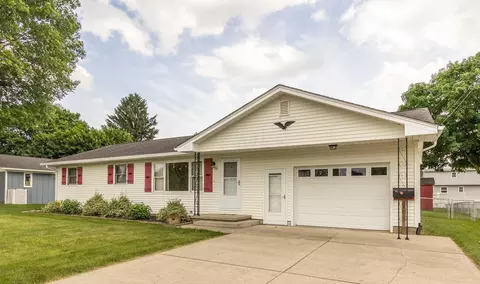 79 Swainford Dr, Heath, OH 43056
