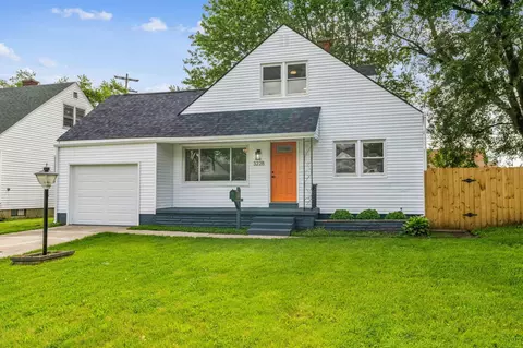 3228 Dresden St, Columbus, OH 43224