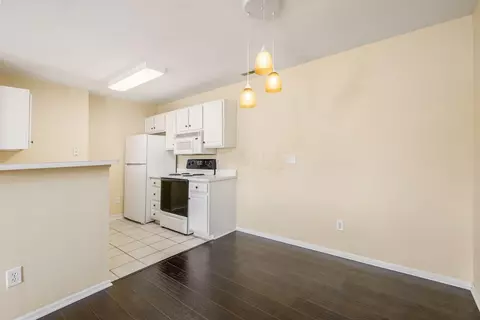 8316 Greyhawk Cir, Columbus, OH 43240