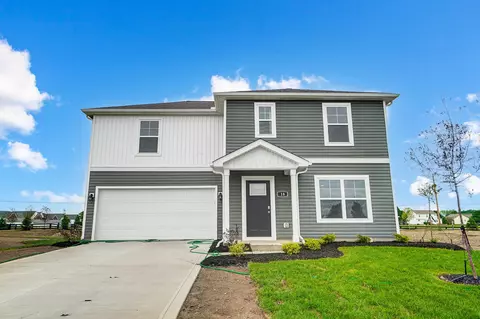 18 Cider Mill Dr, Ashville, OH 43103