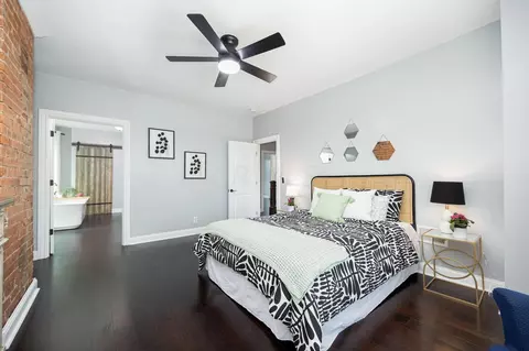 Bedroom - 1154 E Long St, Columbus, OH 43203 photo 5 of 9