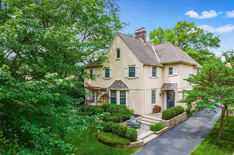 2516 Brentwood Rd, Bexley, OH 43209