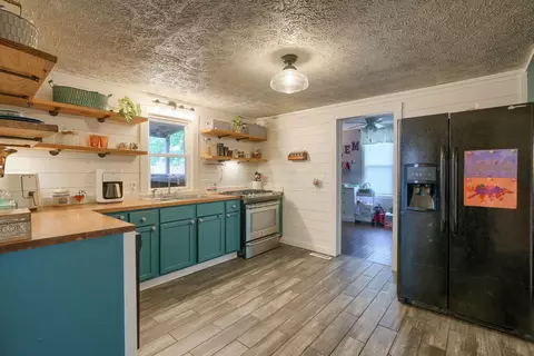128 Church St, Hamden, OH 45634 photo 9