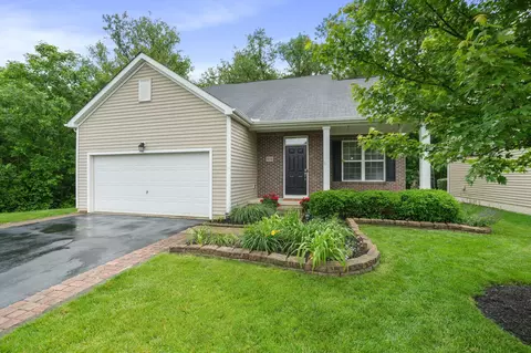 8830 Sweetshade Dr, Lewis Center, OH 43035