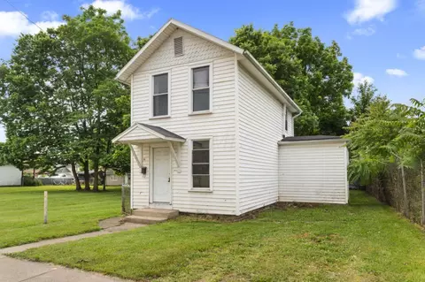 81 Jefferson St, Newark, OH 43055