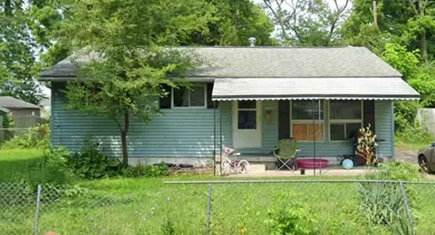 2039 Berrell Ave, Columbus, OH 43219