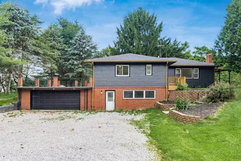 5512 Outville Rd, Pataskala, OH 43062