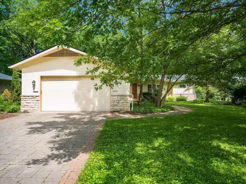3984 Wynding Dr, Columbus, OH 43214