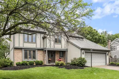 98 Ridge Side Dr, Powell, OH 43065