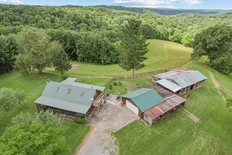 225 Calaway Rdg, Coolville, OH 45723