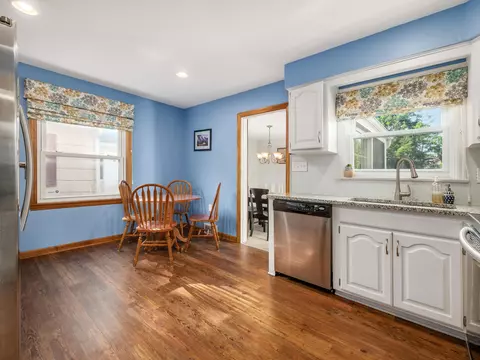Kitchen - 39 E Dominion Blvd, Columbus, OH 43214 photo 5 of 5