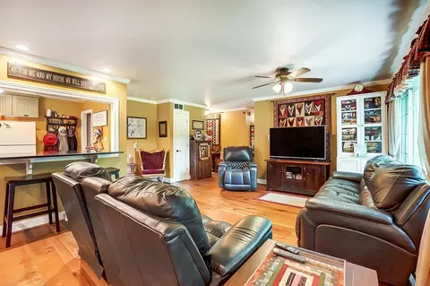 2548 Ehrhart Dr, Springfield, OH 45502 photo 6