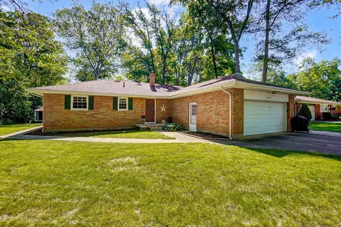 2548 Ehrhart Dr, Springfield, OH 45502 photo 2