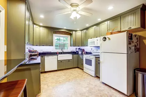 2548 Ehrhart Dr, Springfield, OH 45502 photo 9
