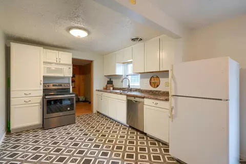 128 E Huron St, Jackson, OH 45640 photo 10