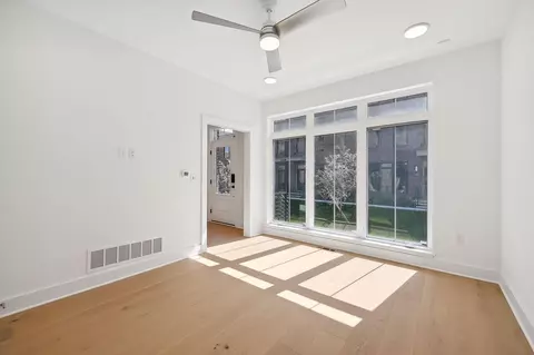 524 Riverfront Ln, Columbus, OH 43201 photo 9