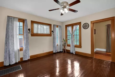 186 Eldon Ave, Columbus, OH 43204 photo 8