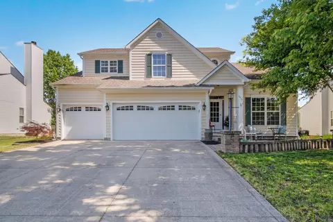 7415 Park Bend Dr, Westerville, OH 43082