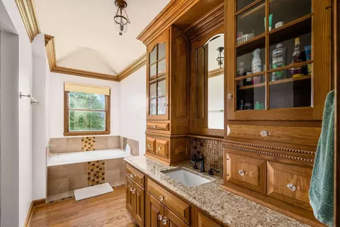 Bath - 1422 Pontius Rd, Circleville, OH 43113 photo 7 of 9