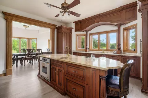 Kitchen - 1422 Pontius Rd, Circleville, OH 43113 photo 2 of 5