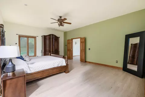 Bedroom - 1422 Pontius Rd, Circleville, OH 43113 photo 2 of 11