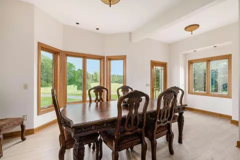 Dining - 1422 Pontius Rd, Circleville, OH 43113 photo 5 of 5
