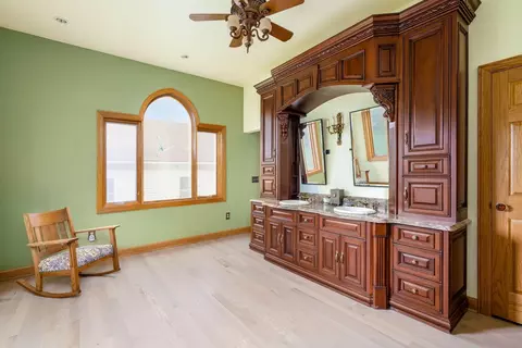 Bath - 1422 Pontius Rd, Circleville, OH 43113 photo 2 of 9
