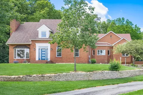 Exterior - 1422 Pontius Rd, Circleville, OH 43113 photo 4 of 11