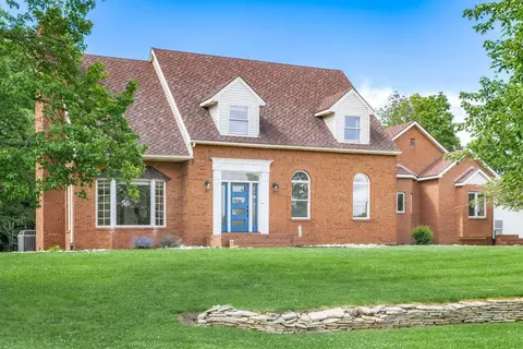 Exterior - 1422 Pontius Rd, Circleville, OH 43113 photo 3 of 11