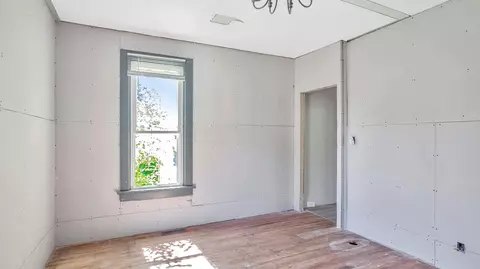 Bedroom - 216 N Elm St, Prospect, OH 43342 photo 11 of 12
