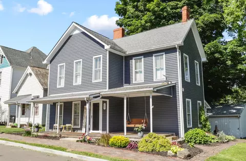 23 N Main St, Thornville, OH 43076