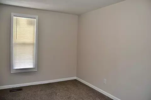 422 Seroco Ave, Newark, OH 43055 photo 10