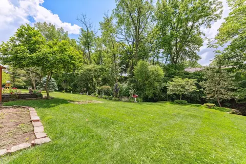 Exterior - 249 Clark Dr, Circleville, OH 43113 photo 14 of 17
