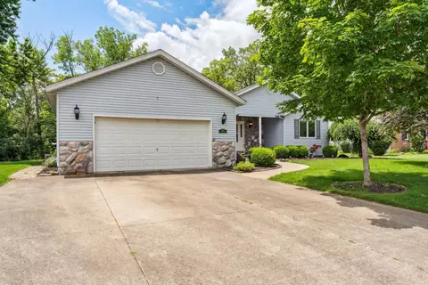 249 Clark Dr, Circleville, OH 43113