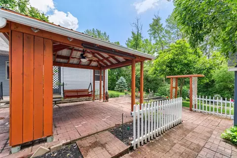 Exterior - 249 Clark Dr, Circleville, OH 43113 photo 9 of 17