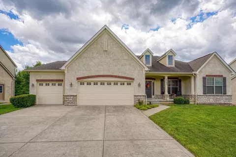 8723 Birch Brook Loop NW, Pickerington, OH 43147