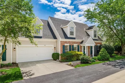 8662 Lazelle Commons Dr, Lewis Center, OH 43035