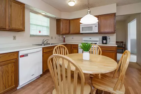 2012 Dina Ct, Powell, OH 43065 photo 6