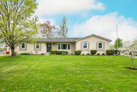 4865 Greengate Dr, Groveport, OH 43125