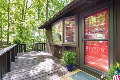 662 Natchez Ln, Sugar Grove, OH 43155