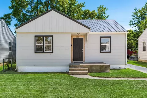 1029 E 20th Ave, Columbus, OH 43211