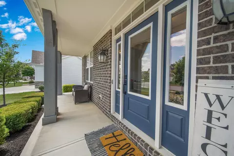 Exterior - 184 Thrush Cir, Pickerington, OH 43147 photo 8 of 15