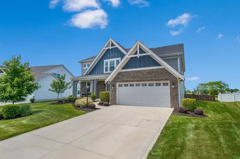 Exterior - 184 Thrush Cir, Pickerington, OH 43147 photo 4 of 15